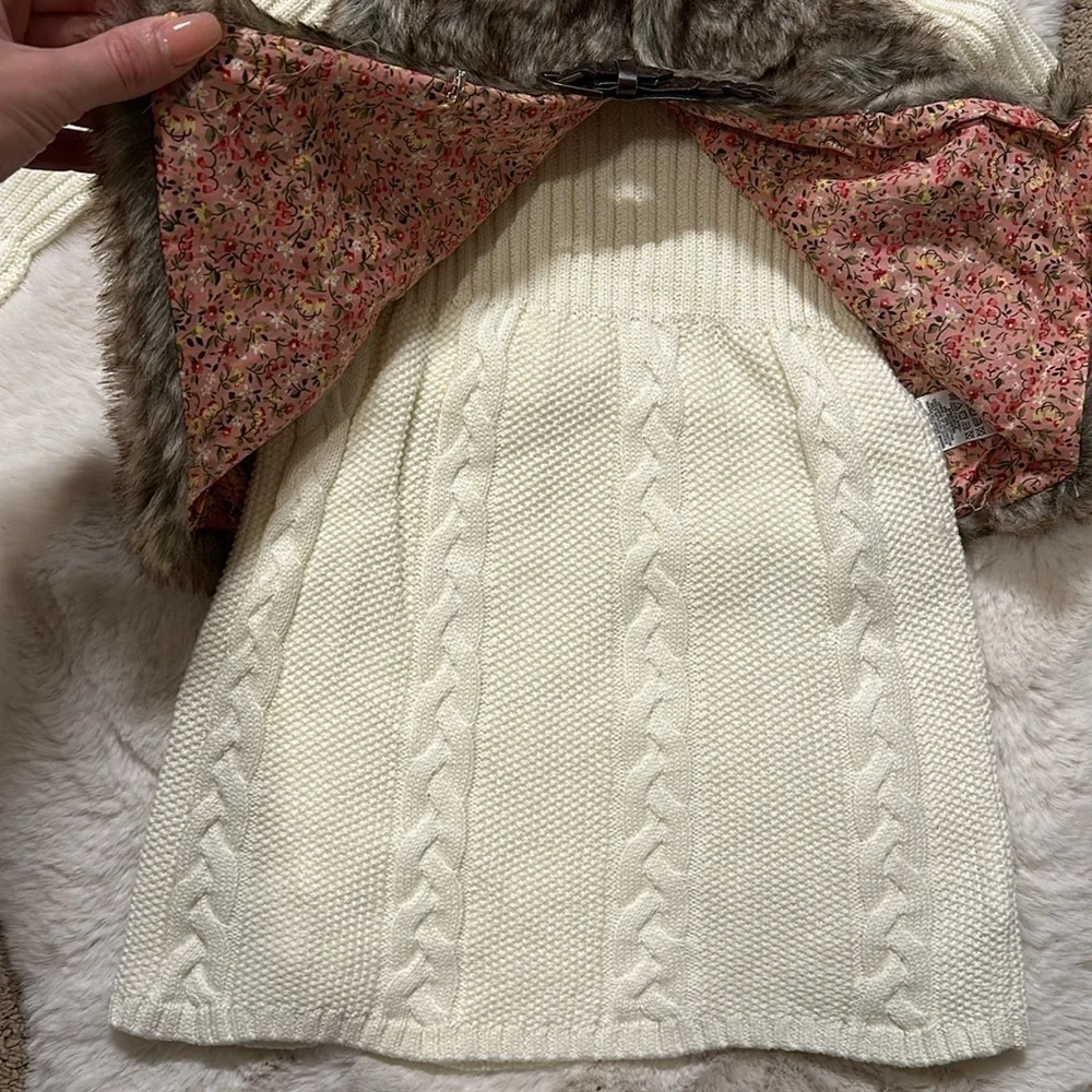 Girls Dress And Vest size 5 - Picture 5 of 5